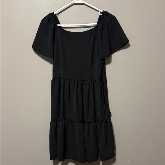 Dresses & Skirts - Elegant Black Women's Dress